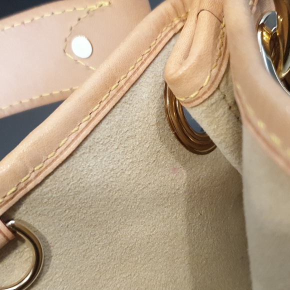 Louis Vuitton Galliera PM - Picture 13 of 15